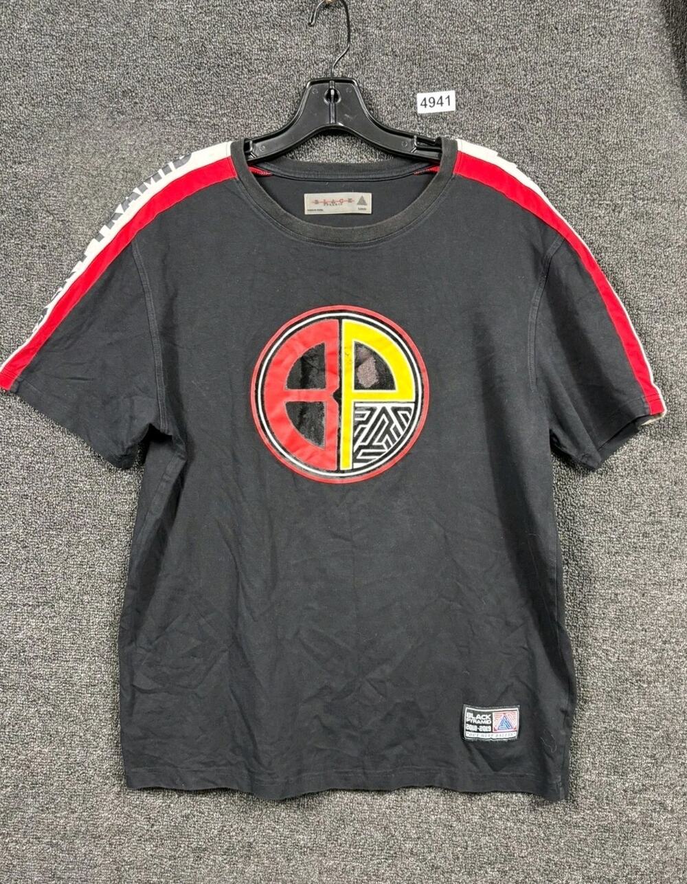 Black Pyramid Graphic Print T-shirt Mens Size L Black Short Sleeve